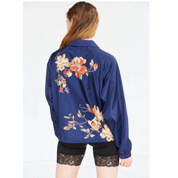 UO x SILENCE NOISE Navy Floral Satin Lightweight Windbreaker Bomber Jacket M - Picture 10 of 14